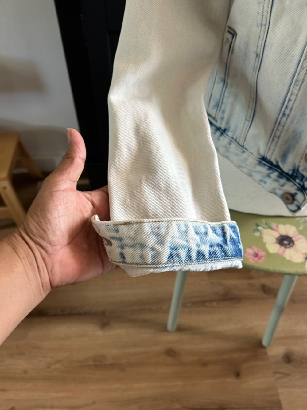 KanCan Light Blue Acid-Wash Denim Jacket - Picture 3 of 8